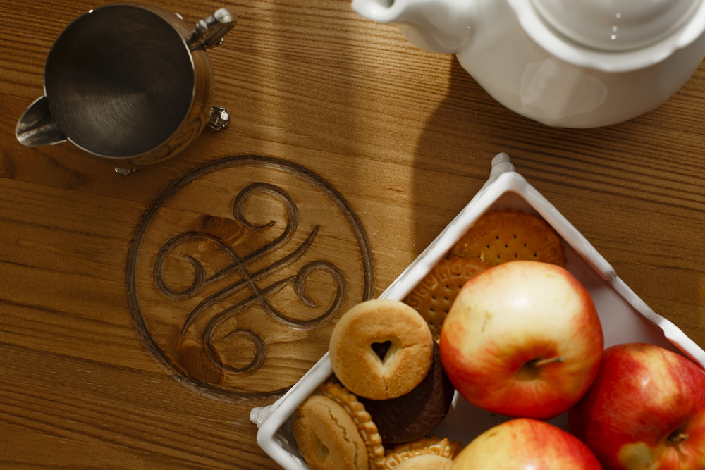 Тумба Айно №8