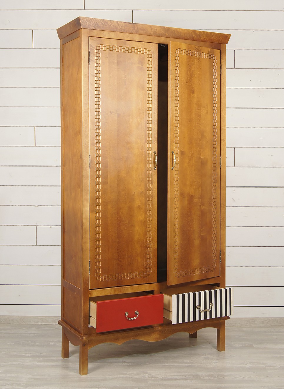 Двустворчатый шкаф с ящиками "Gouache Birch"