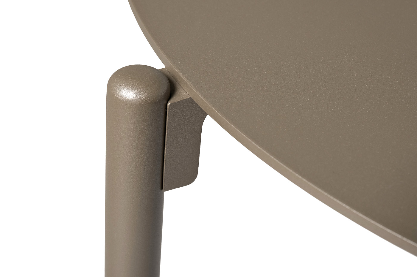 39AR-STOL-T241 CH Стол журнальный уличн."Атмосфера"(M) шампань