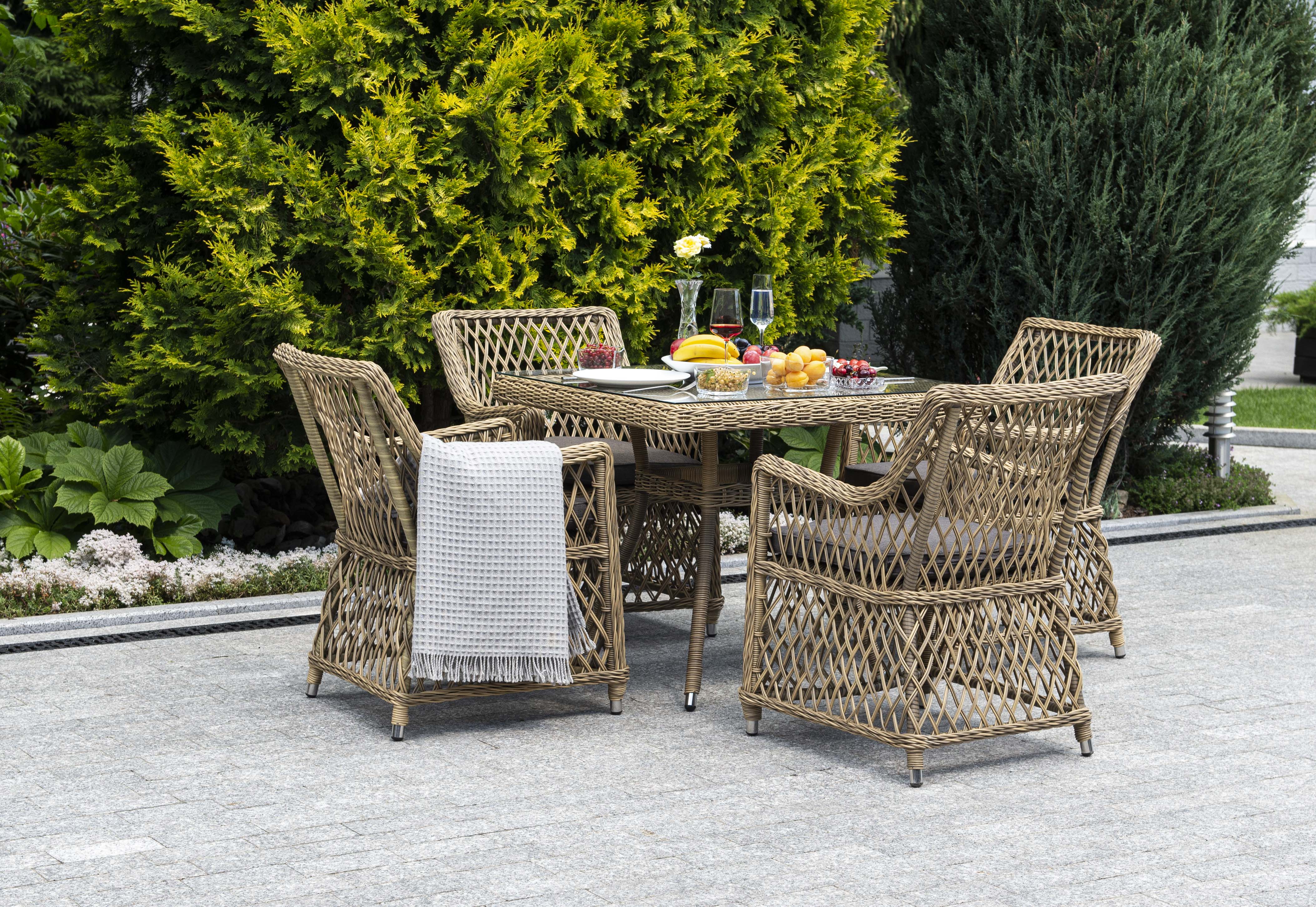 "Арлиш" обеденная группа плетеная на 4 персоны, цвет соломенный