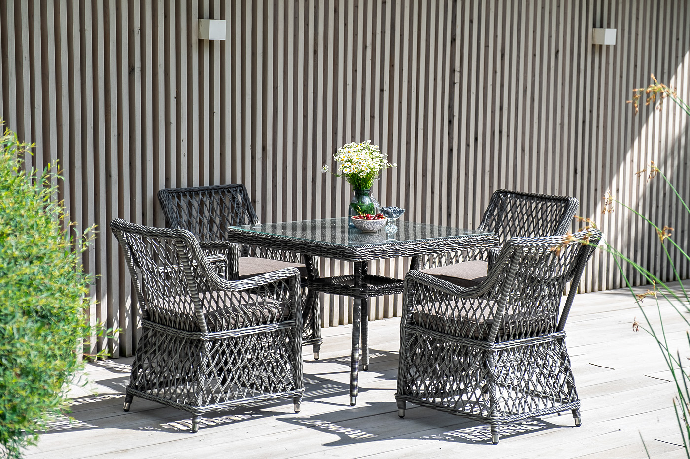 "Арлиш" стол плетеный из искусственного ротанга, цвет графит
