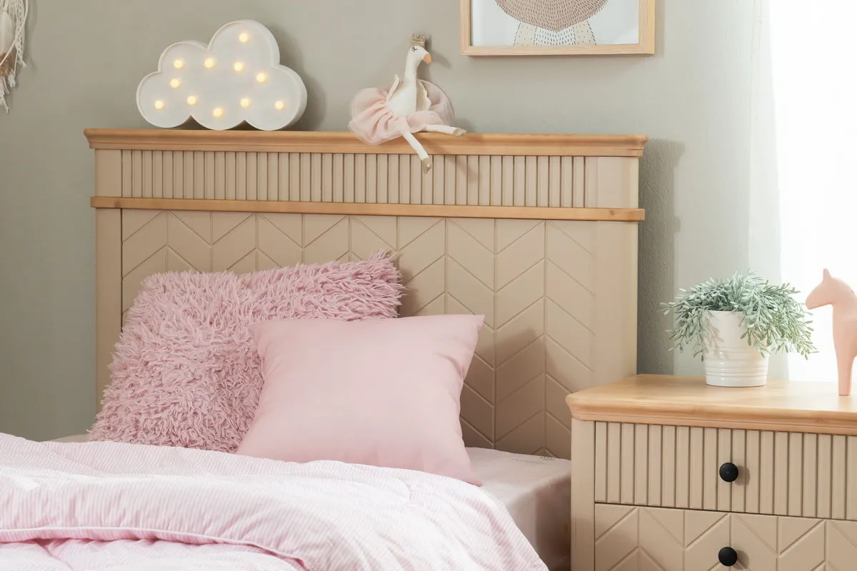 Кровать массив сосны Грета №17 800х1800