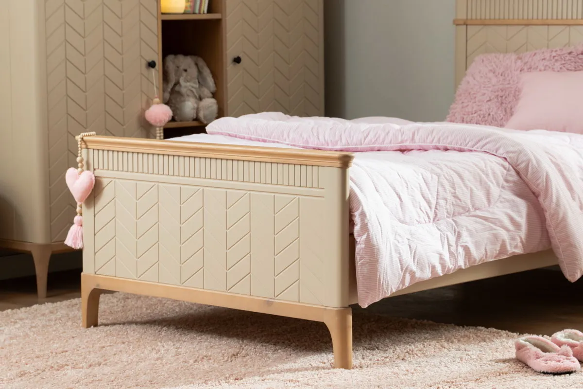 Кровать массив сосны Грета №17 800х1800